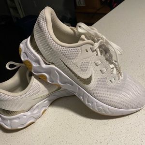 Nike Renew Sneakers
